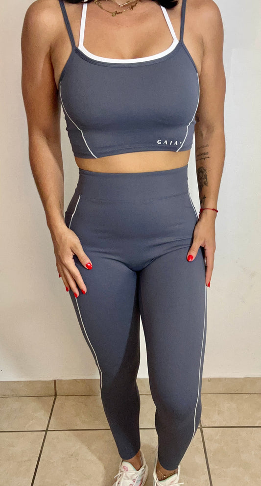 Effortless Top
